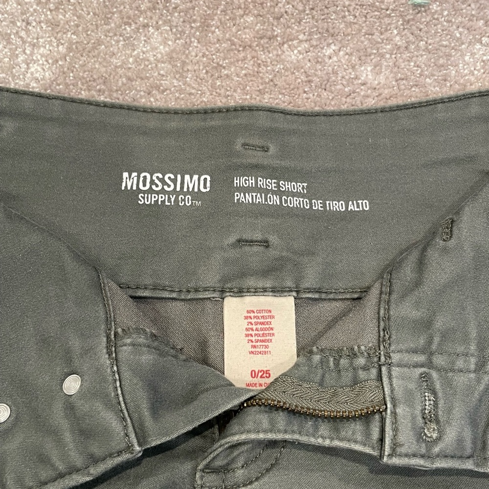 Mossimo green shorts - Picture 3 of 3